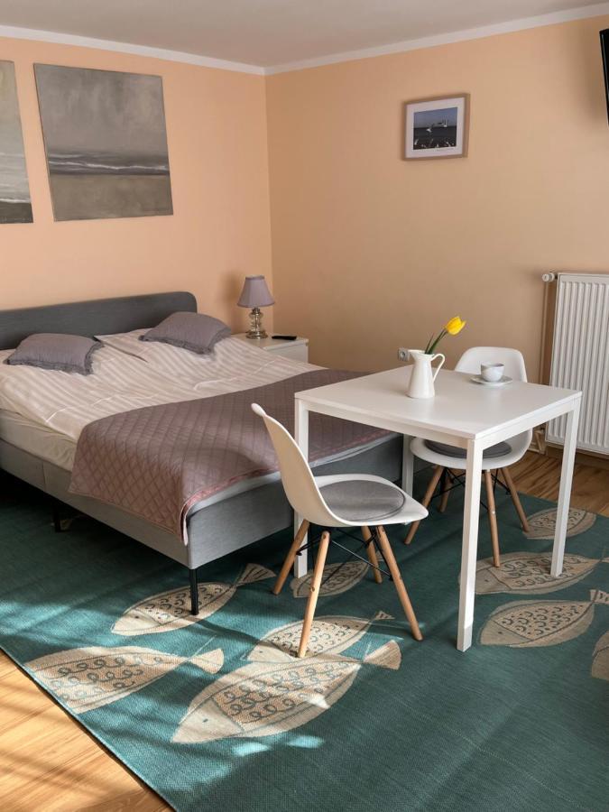 Pensjonat Victoria Hotel Мендзиздрое Екстериор снимка